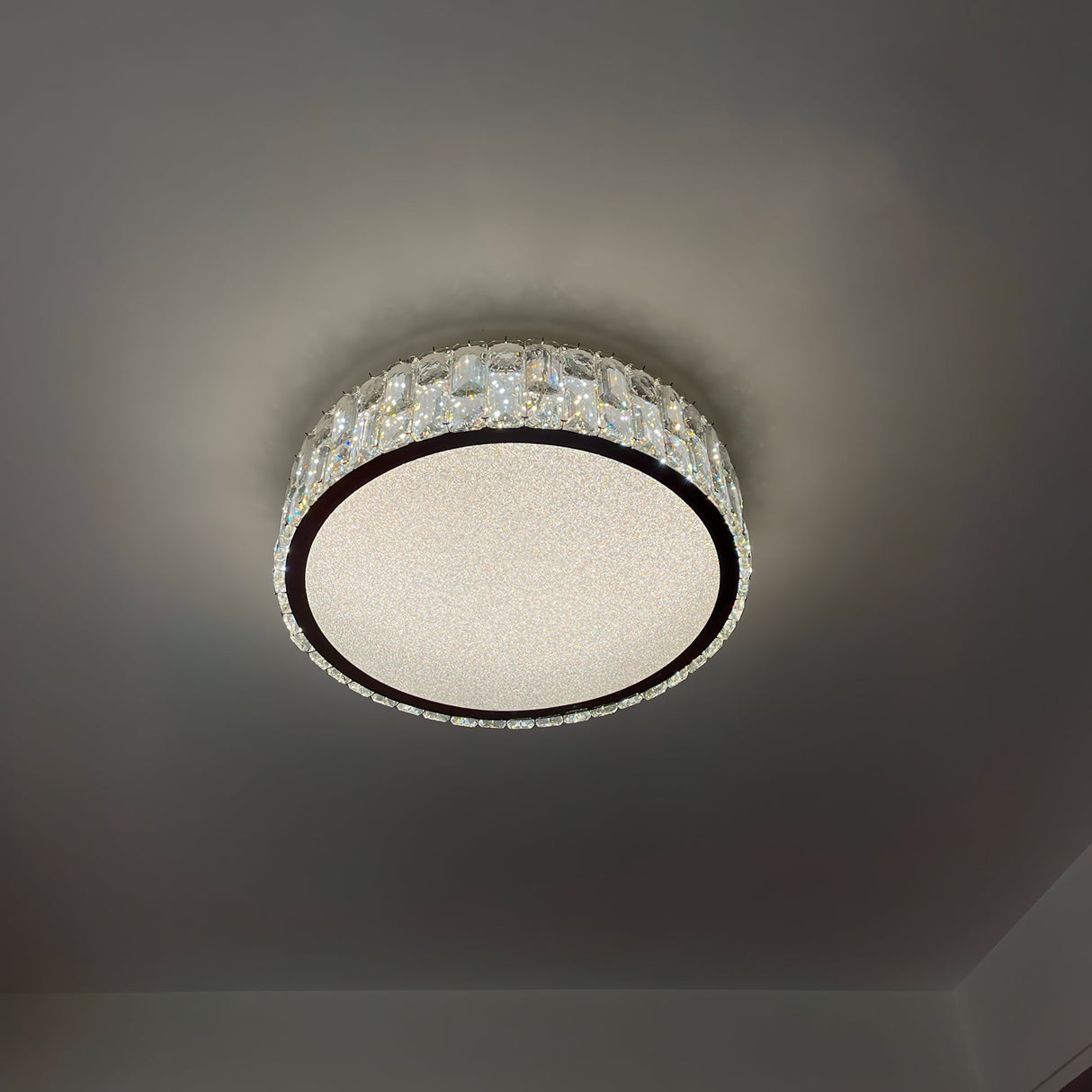 Crystal Ceiling Light Modern Gold Rim Design - Product detail 11