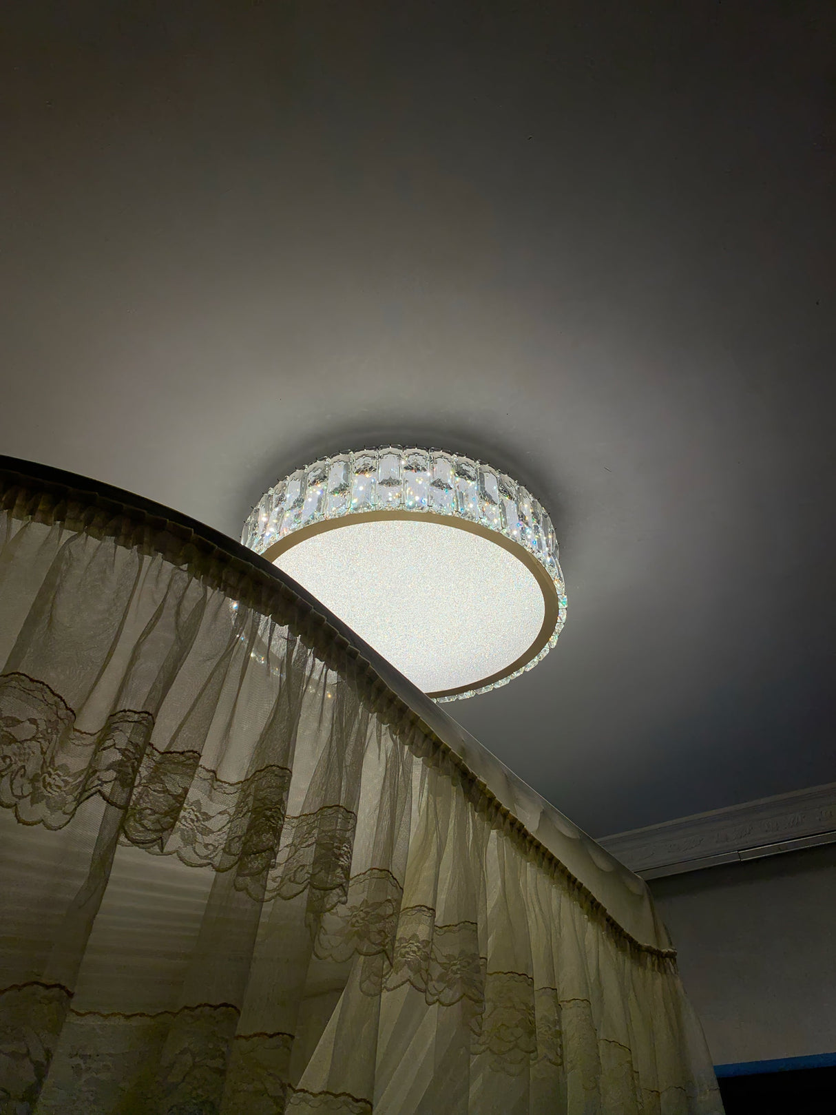 Crystal Ceiling Light Modern Gold Rim Design - Product detail 14