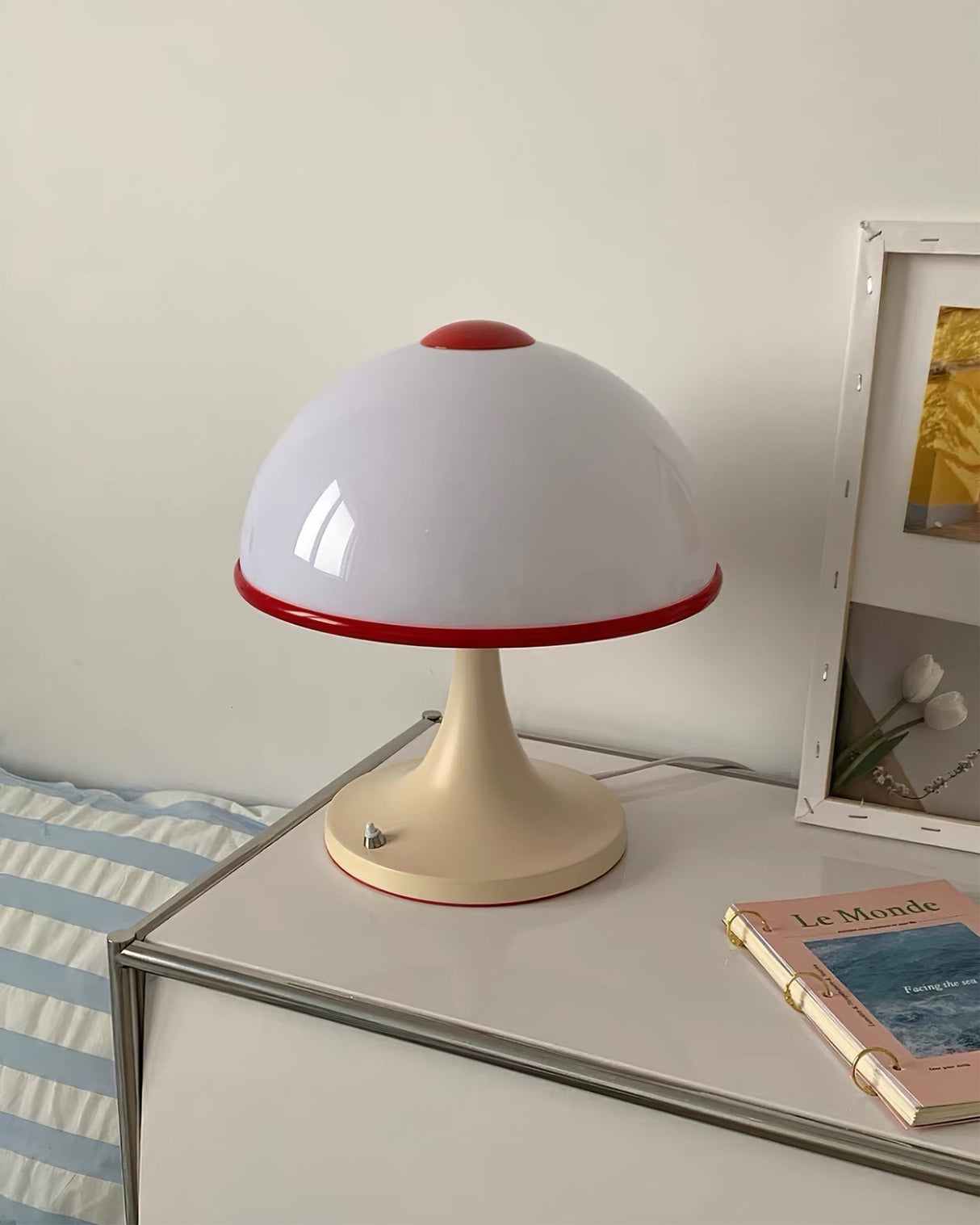Retro Table Lamp White Dome with Red Trim - Product detail 16