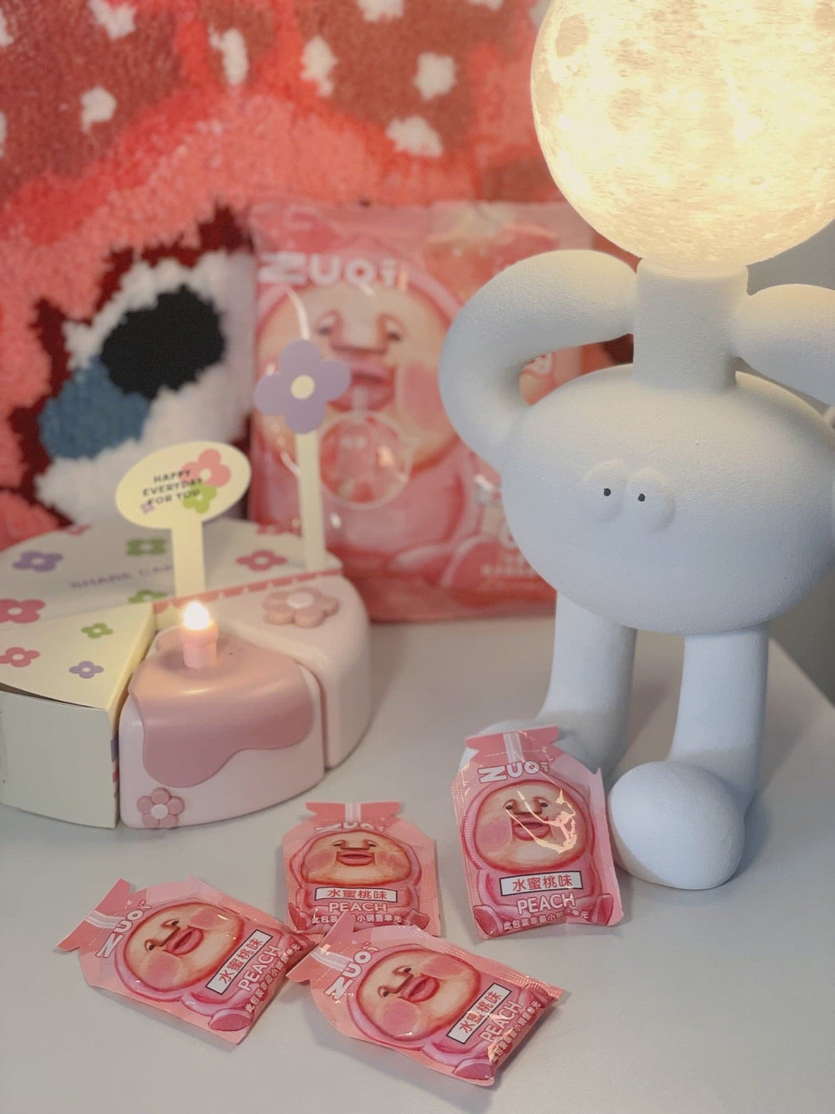 Modern Robot Table Lamp Whimsical Kids Room Lighting - Product detail 14