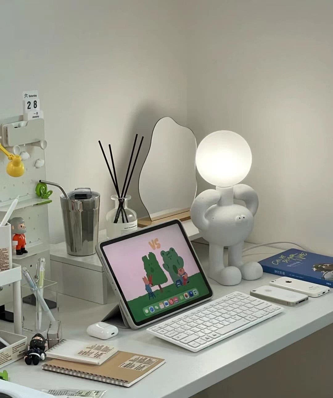 Modern Robot Table Lamp Whimsical Kids Room Lighting - Product detail 23