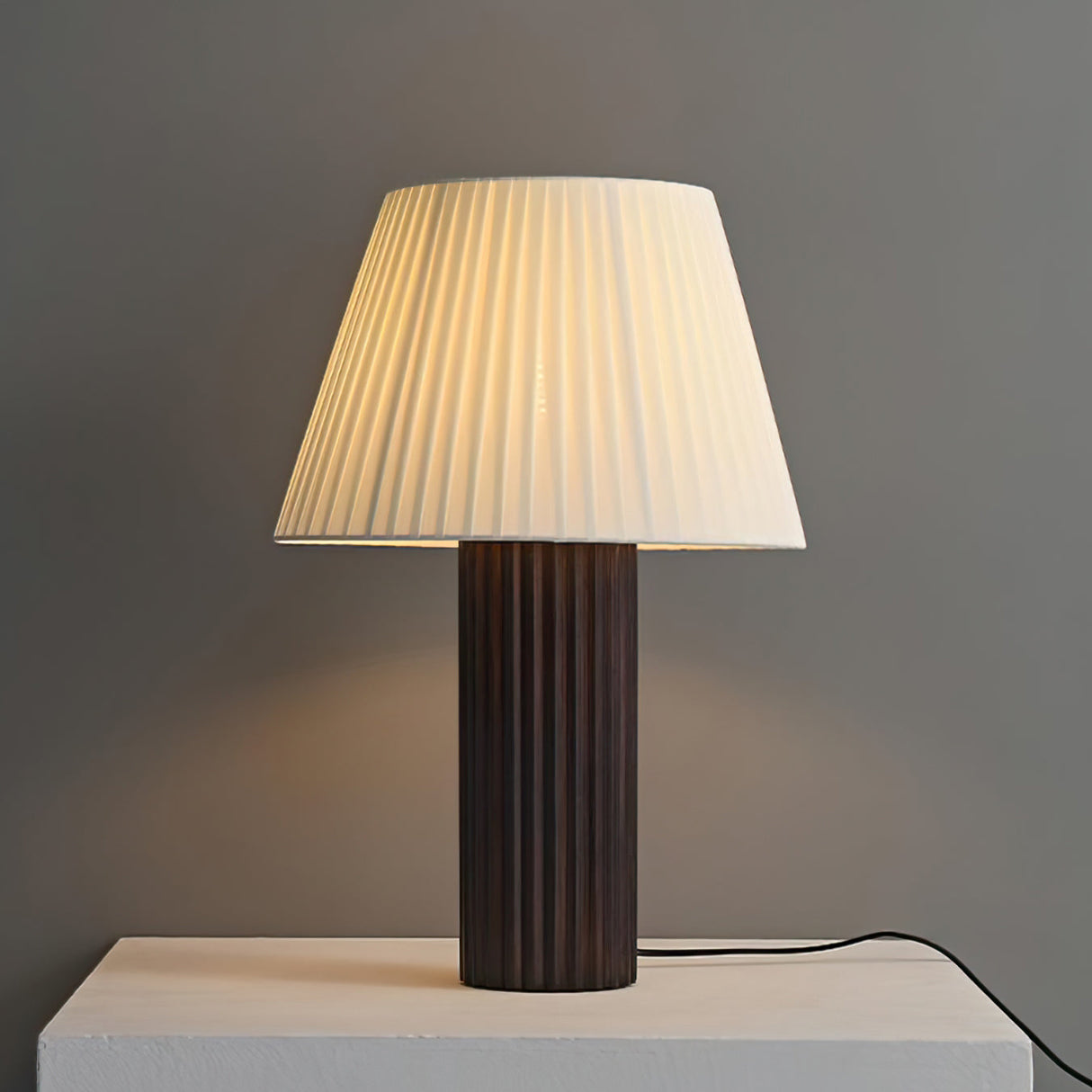 Modern Table Lamp Ribbed Wood Base with Pleated Shade - Product detail 4
