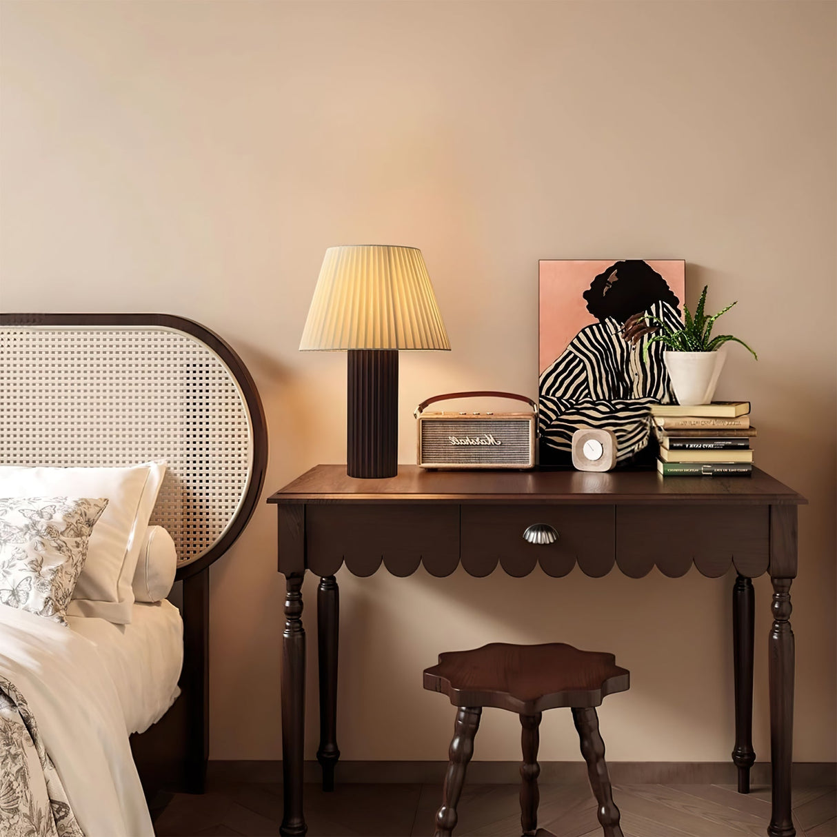 Modern Table Lamp Ribbed Wood Base with Pleated Shade - Product detail 10