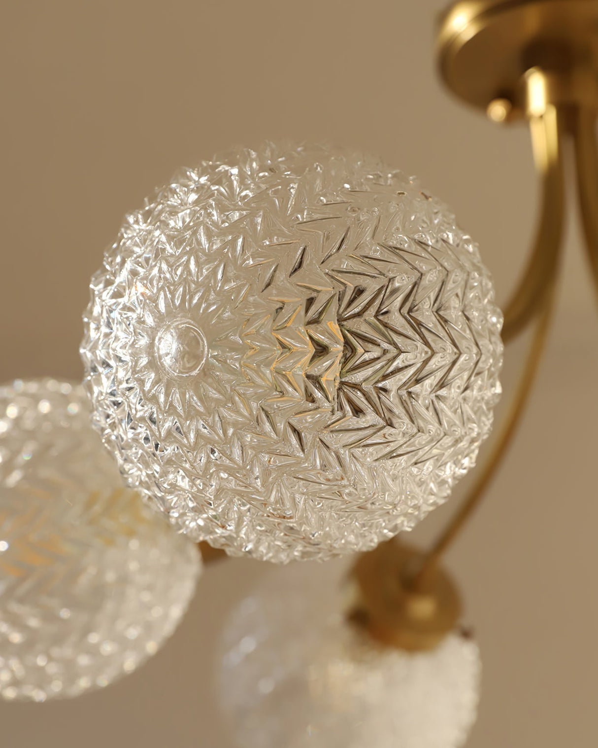 Vintage Glass Ceiling Light Brass Frame With Textured Globes - Product detail 22
