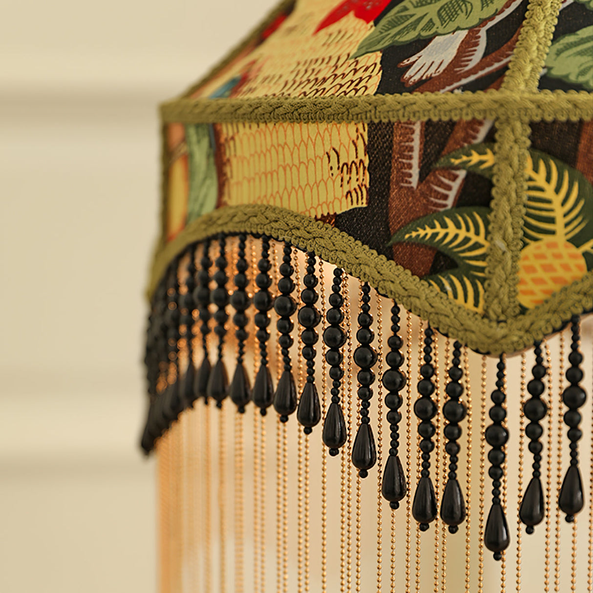 Vintage Table Lamp Floral Fabric Shade With Beaded Fringe - Product detail 6