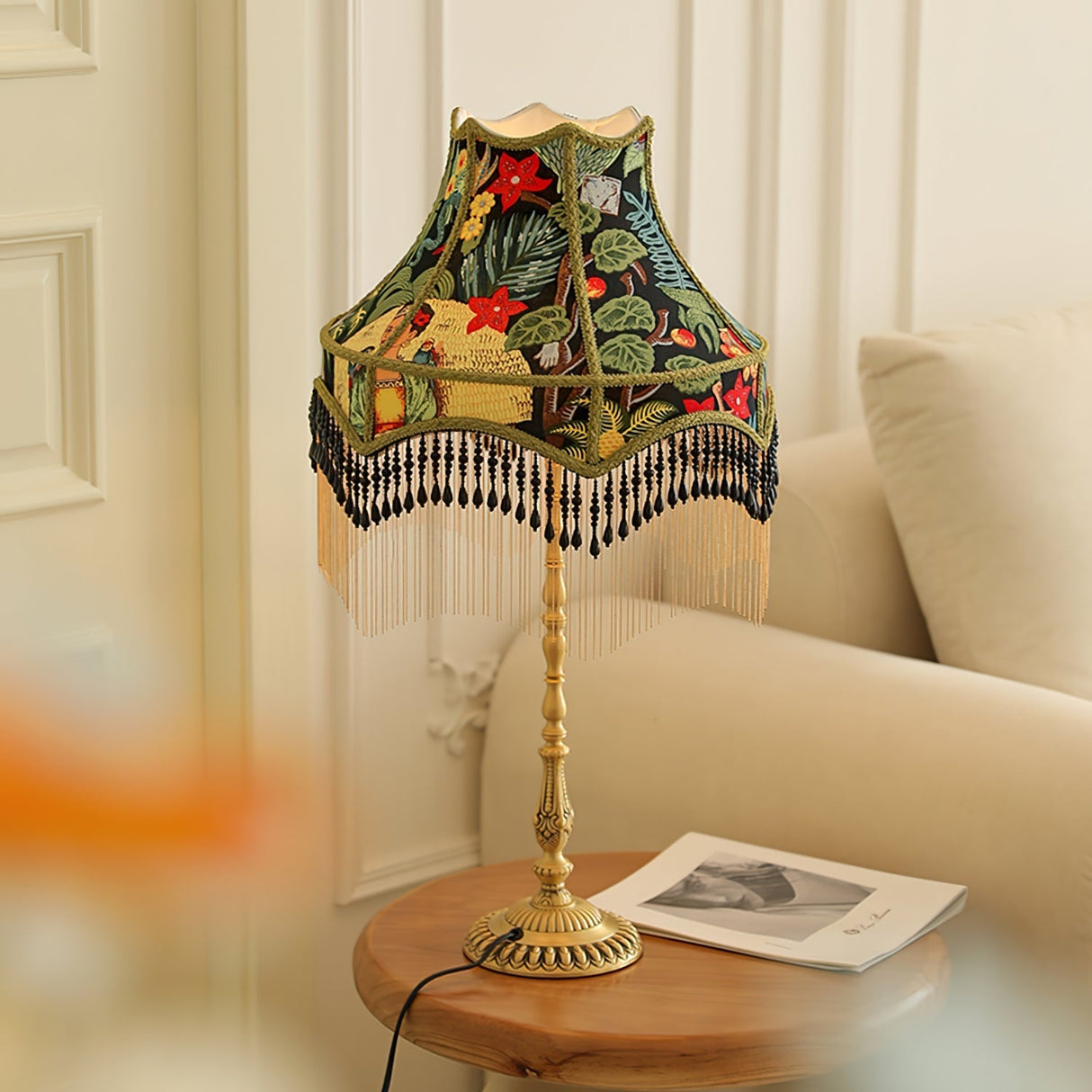 Vintage Table Lamp Floral Fabric Shade With Beaded Fringe - Product detail 8