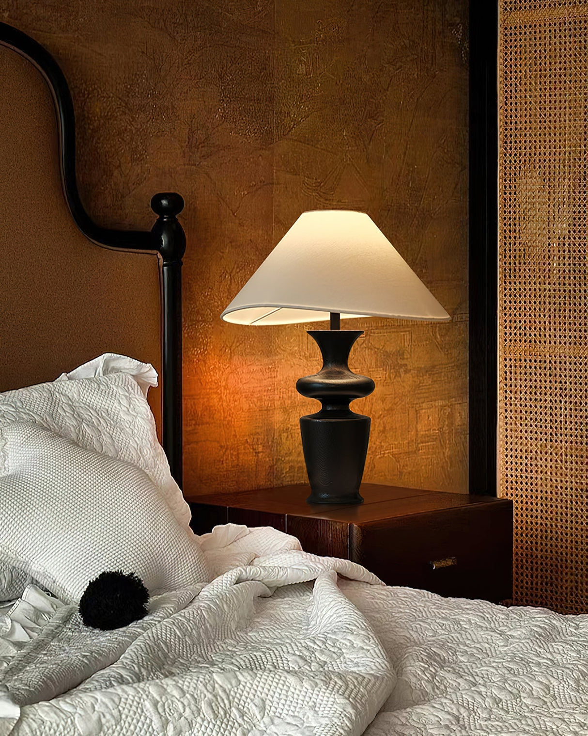 Modern Table Lamp Black Base White Shade Design - Product detail 9