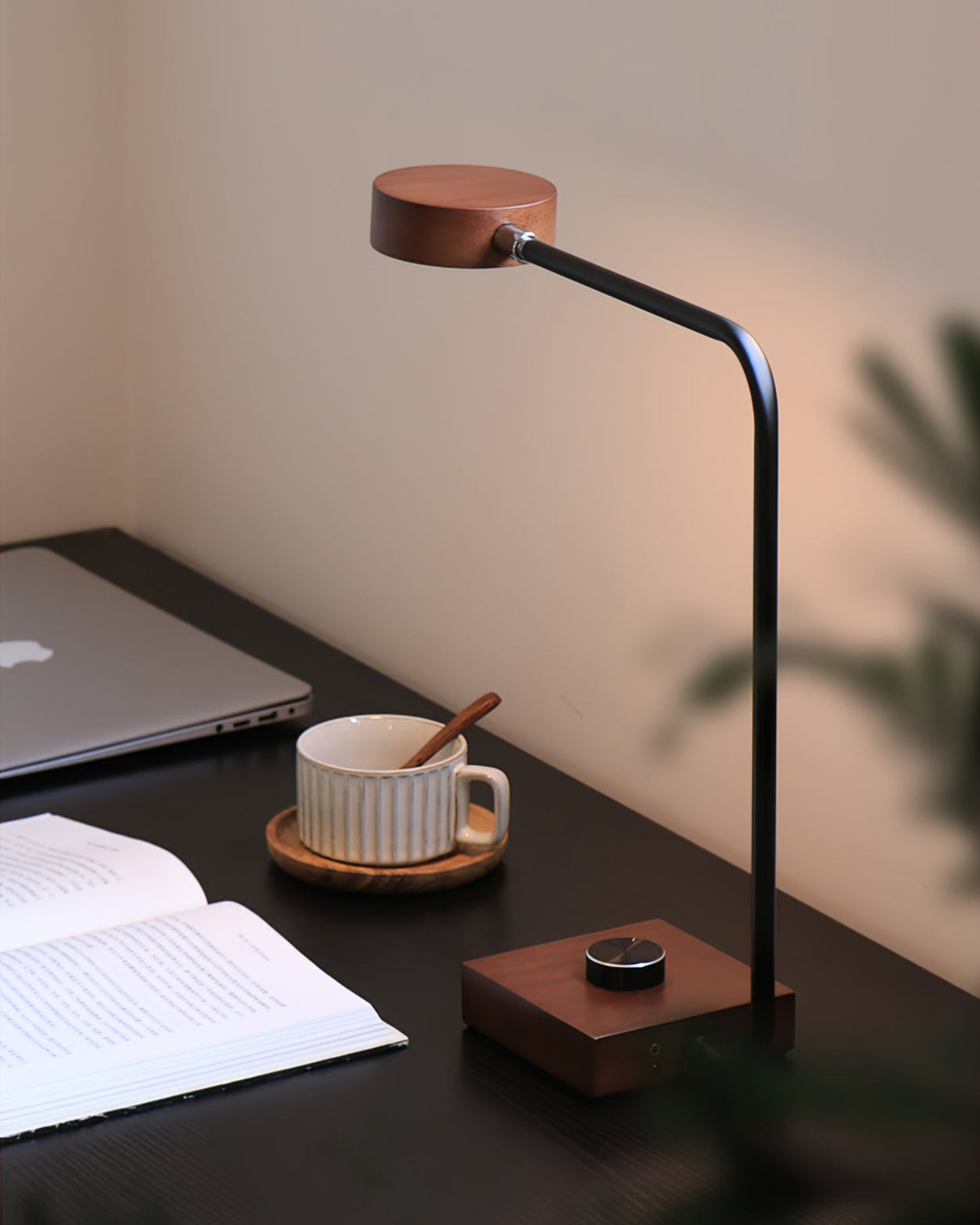 Modern Table Lamp Adjustable Metal Design - Product detail 9