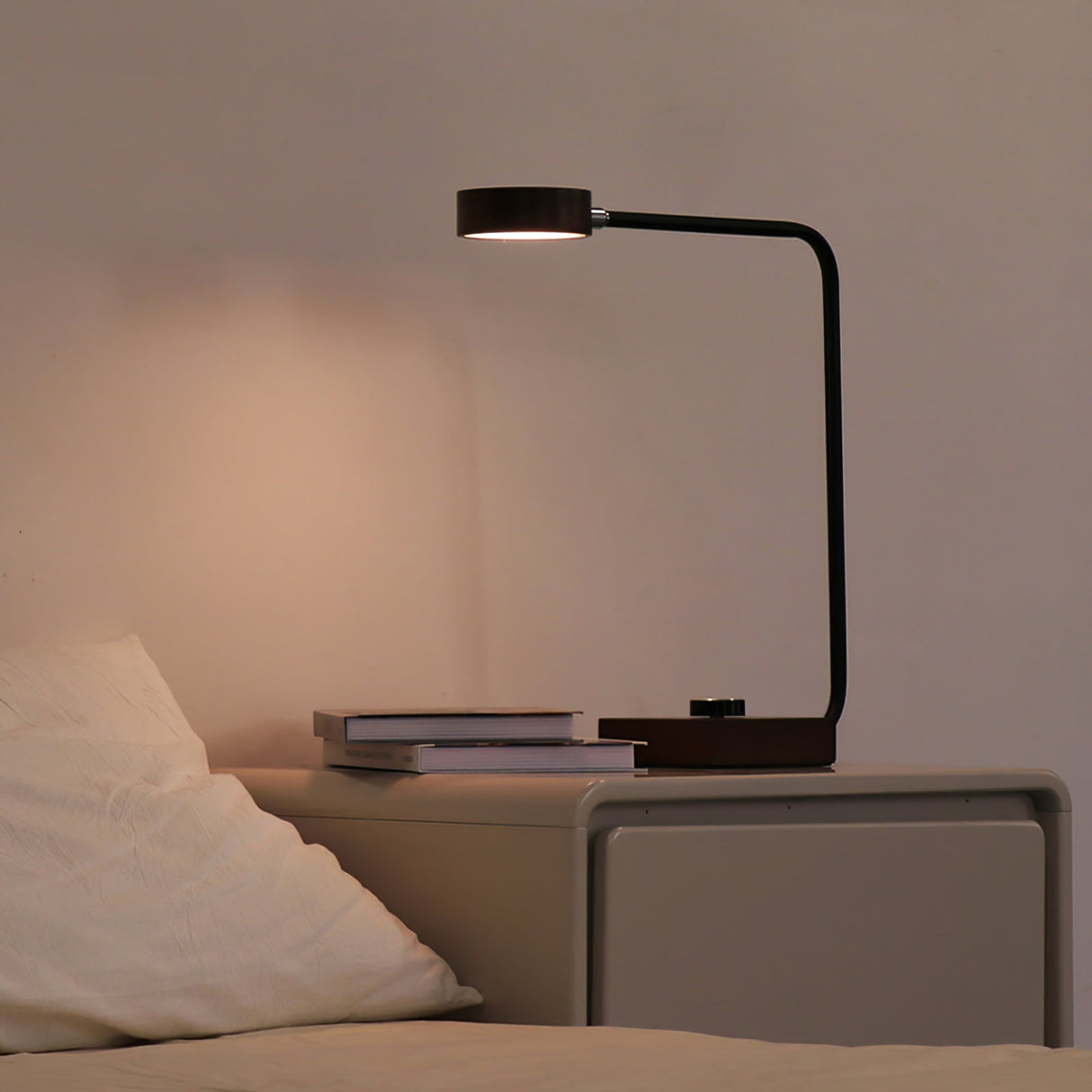 Modern Table Lamp Adjustable Metal Design - Product detail 10