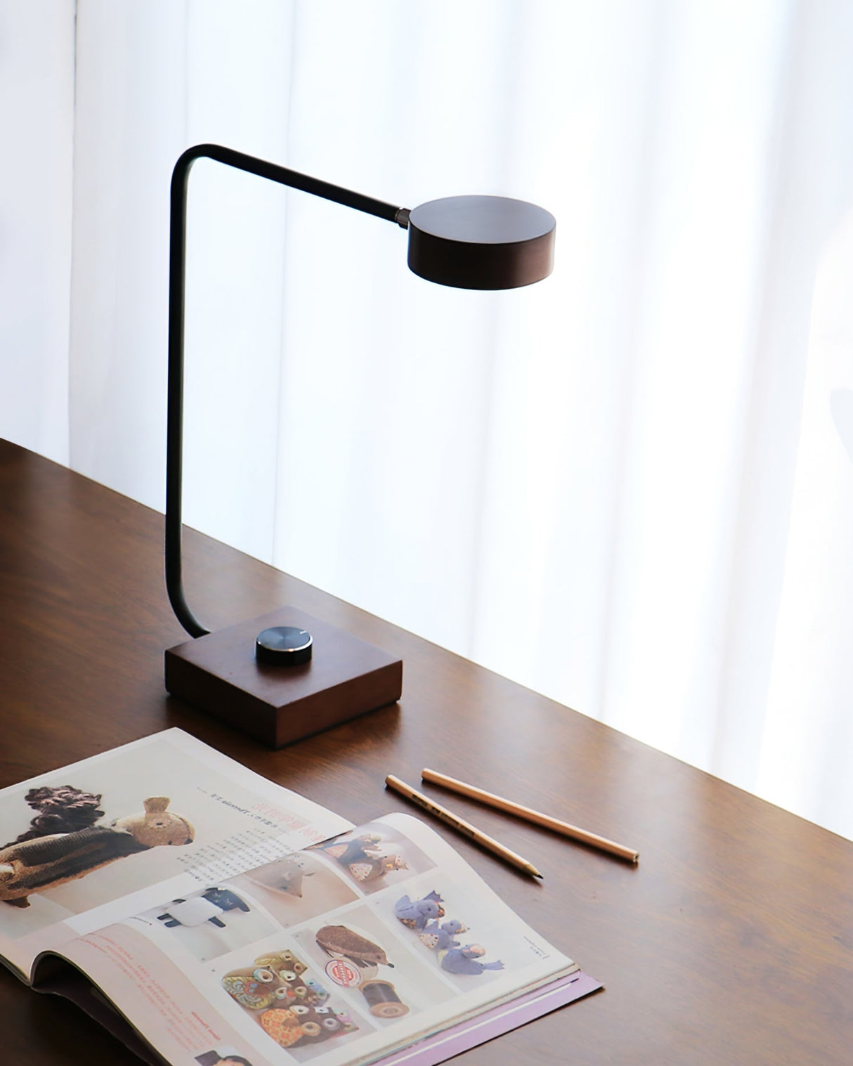 Modern Table Lamp Adjustable Metal Design - Product detail 8
