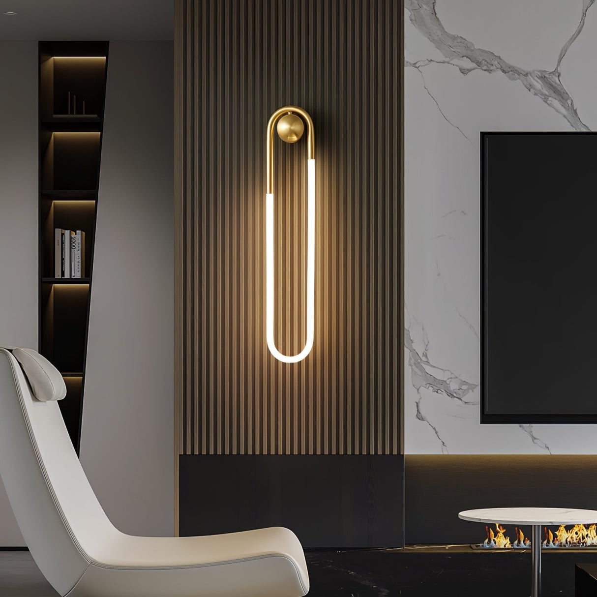 Modern LED Wall Light Gold Curved Design - Detailed view