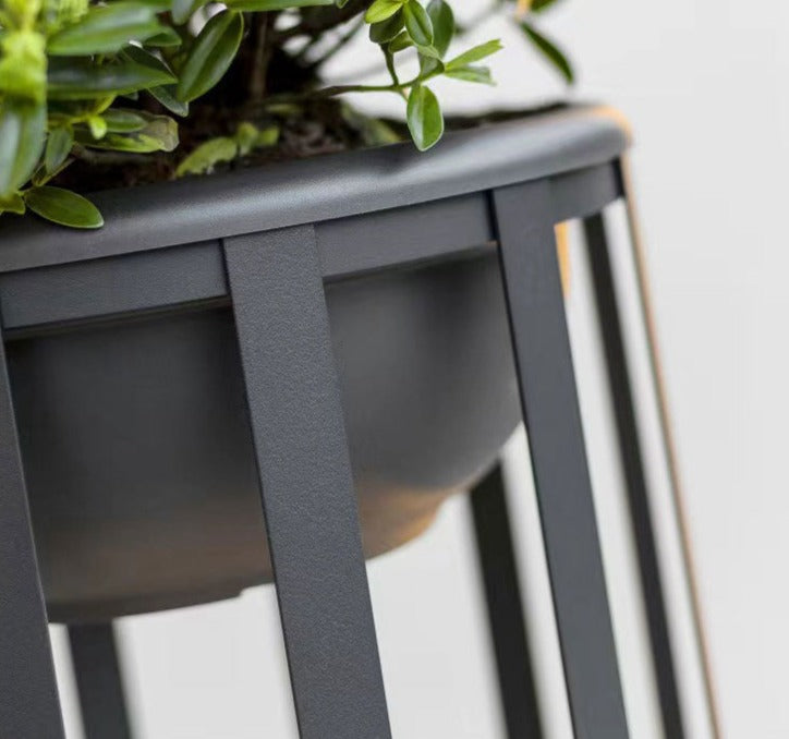 Modern Solar Garden Light Cage Design With Dual Power - Product detail 5