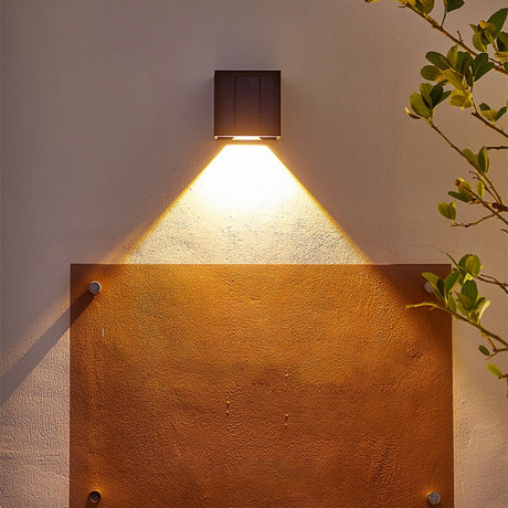Solar Outdoor Wall Light  Dual Direction LED Lighting - Product detail 5