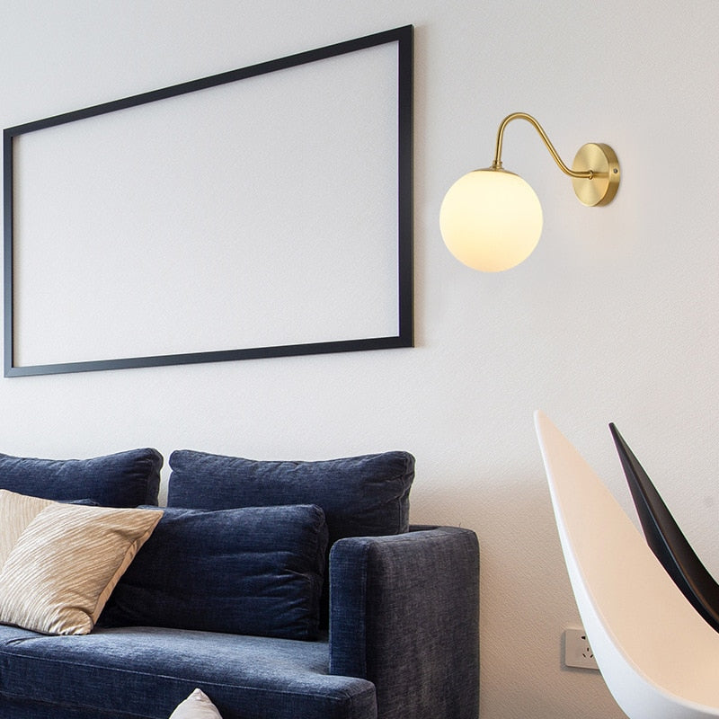 Scandinavian Globe Wall Light Brass Finish with Adjustable Arm - Product detail 4