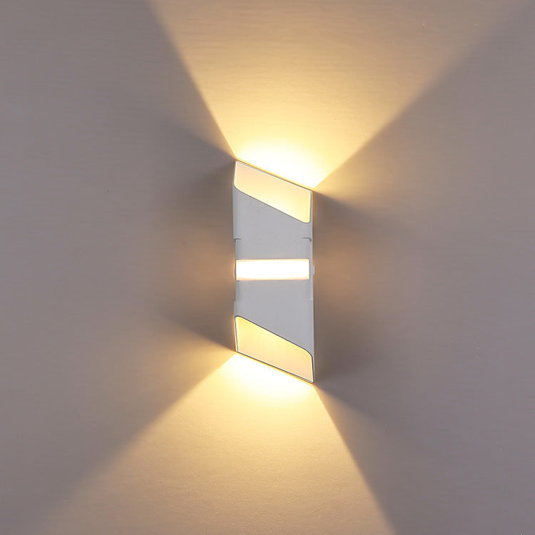 Modern Outdoor Wall Light  Black Gold Dual Beam LED Sconce - Product detail 8