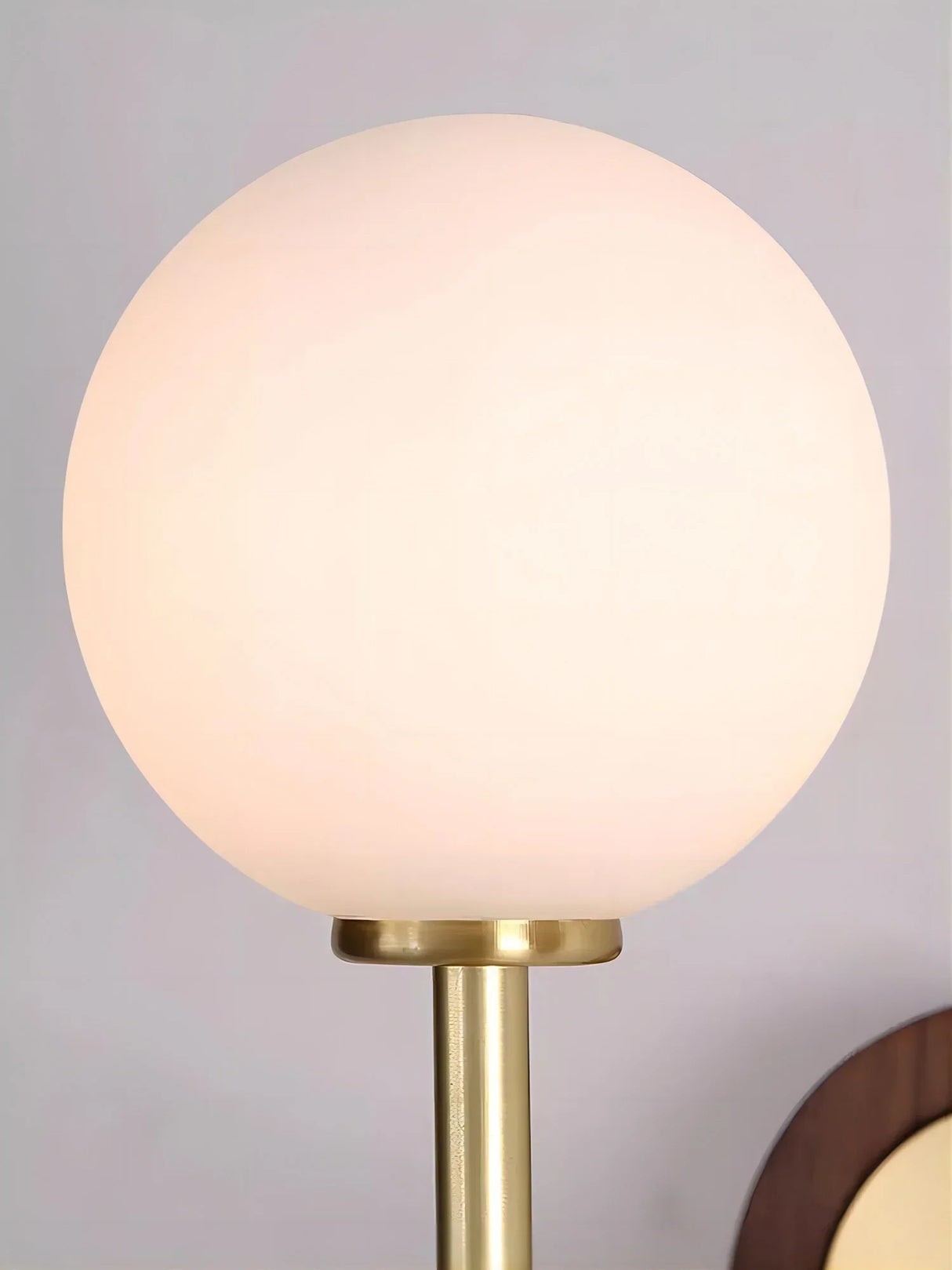 Modern Dual Globe Wall Light Brass Wood Accent Design - Product detail 15