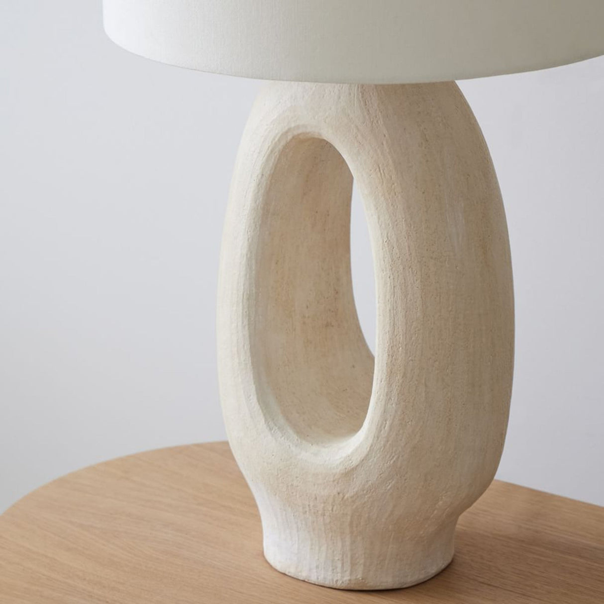 Modern Resin Table Lamp Sculptural Base with Linen Shade - Product detail 19