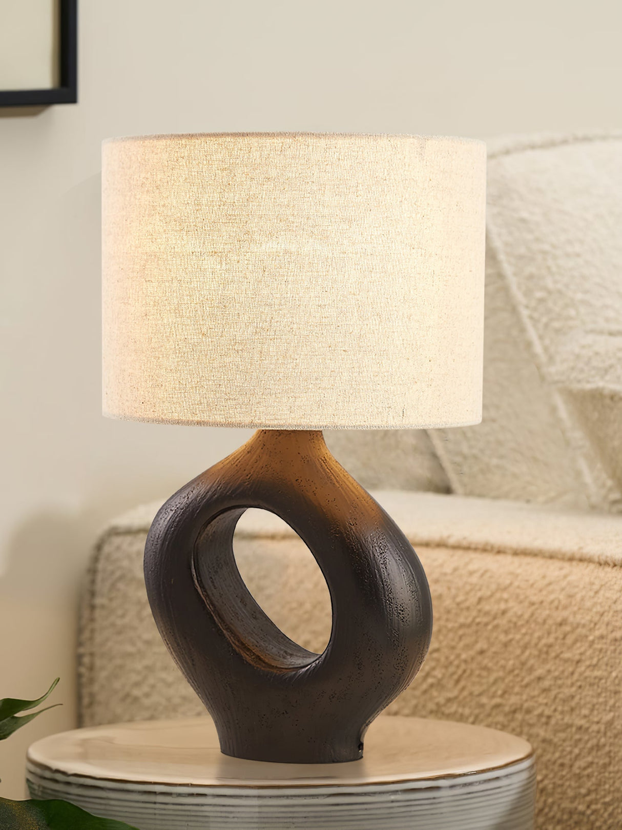 Modern Resin Table Lamp Sculptural Base with Linen Shade - Product detail 21