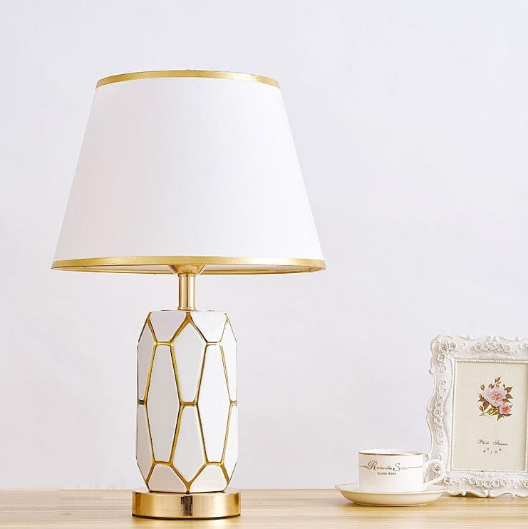 Geometric Table Lamp White Ceramic with Gold Trim - Product detail 6