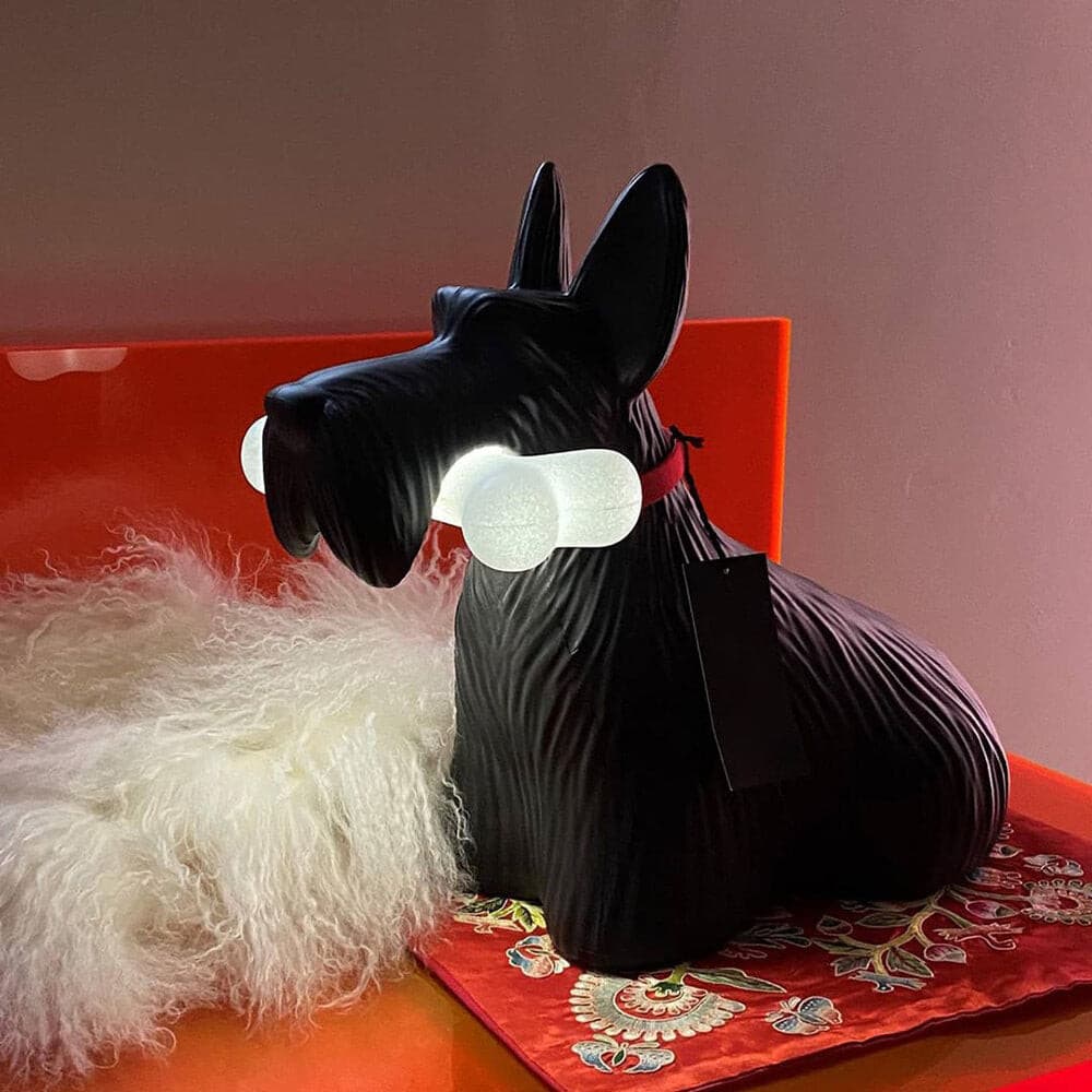 Scottie Dog Table Lamp LED Black Resin Design - Detailed view