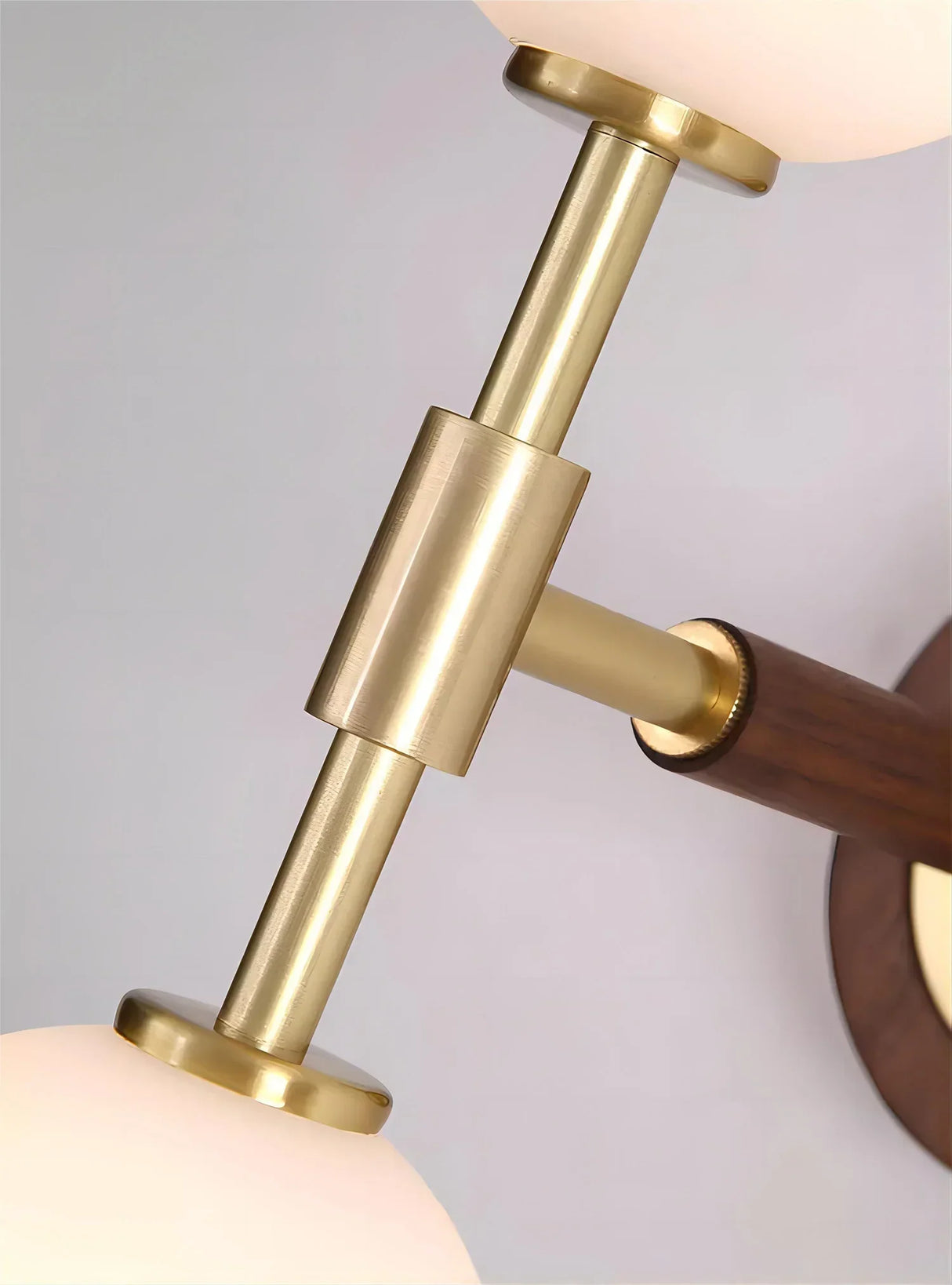 Modern Dual Globe Wall Light Brass Wood Accent Design - Product detail 14