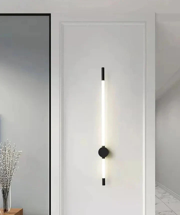 Vertical LED Wall Lamp Brushed Brass and White Design - Product detail 10