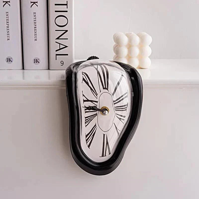 Surreal Wall Clock  Melting Design Roman Numerals - Product detail 4