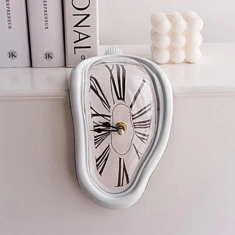Surreal Wall Clock  Melting Design Roman Numerals - Product detail 10