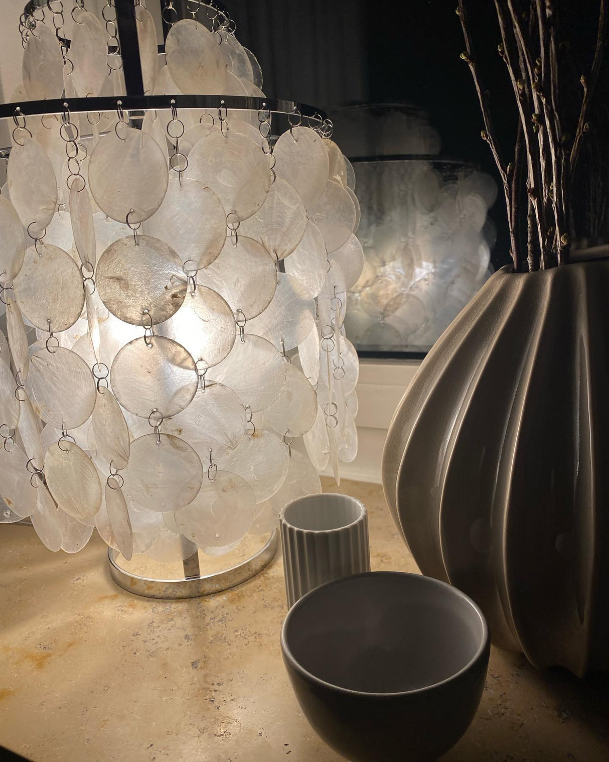 Seashell Table Lamp Mother of Pearl Cascading Design - Product detail 20