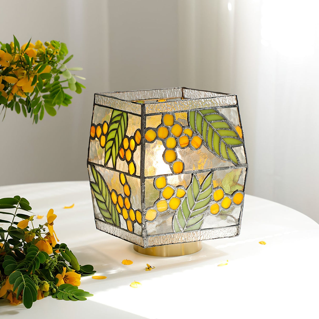 Botanical Table Lamp Stained Glass Seed Pattern - Detailed view