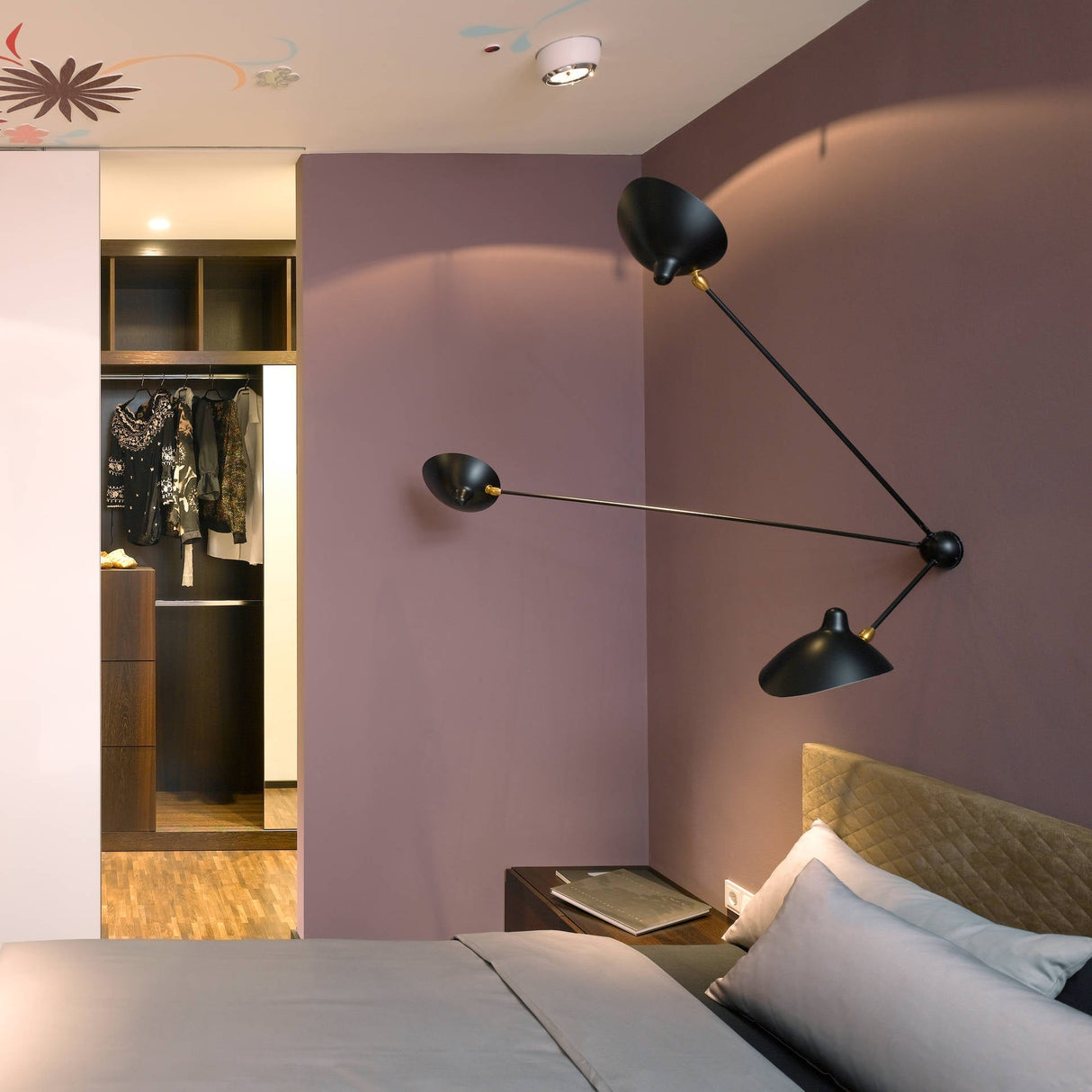 Modern Spider Ceiling Lamp 5-Arm Adjustable Metal Design - Product detail 6