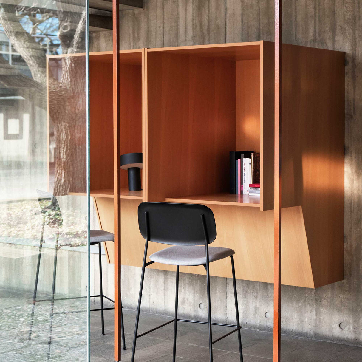 Modern Table Lamp Slanted Metal Design - Product detail 11