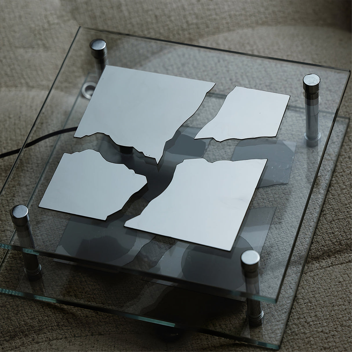 Modern Glass Table Lamp Square Geometric Design - Product detail 5