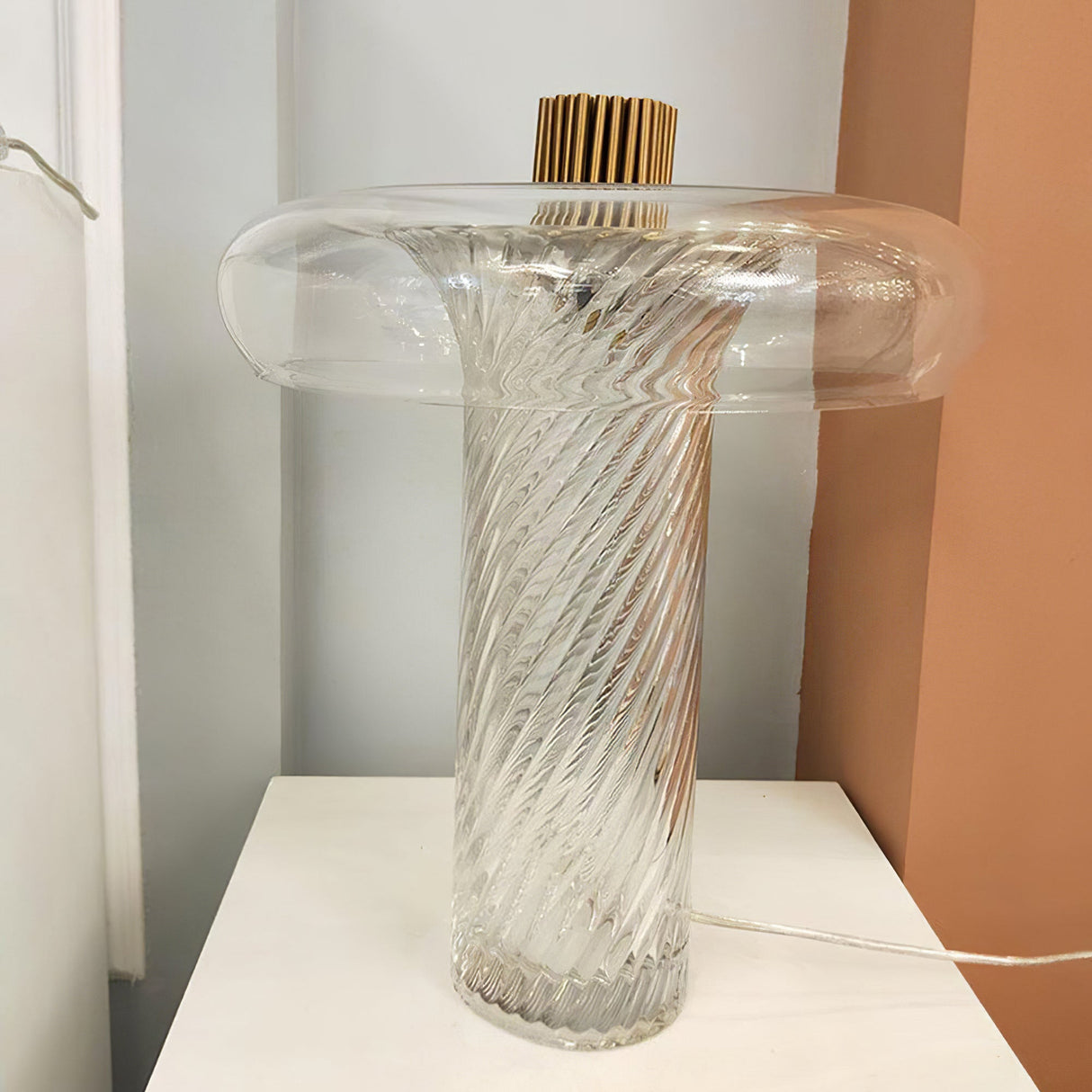 Modern Glass Table Lamp Spiral Crystal Design - Product detail 10