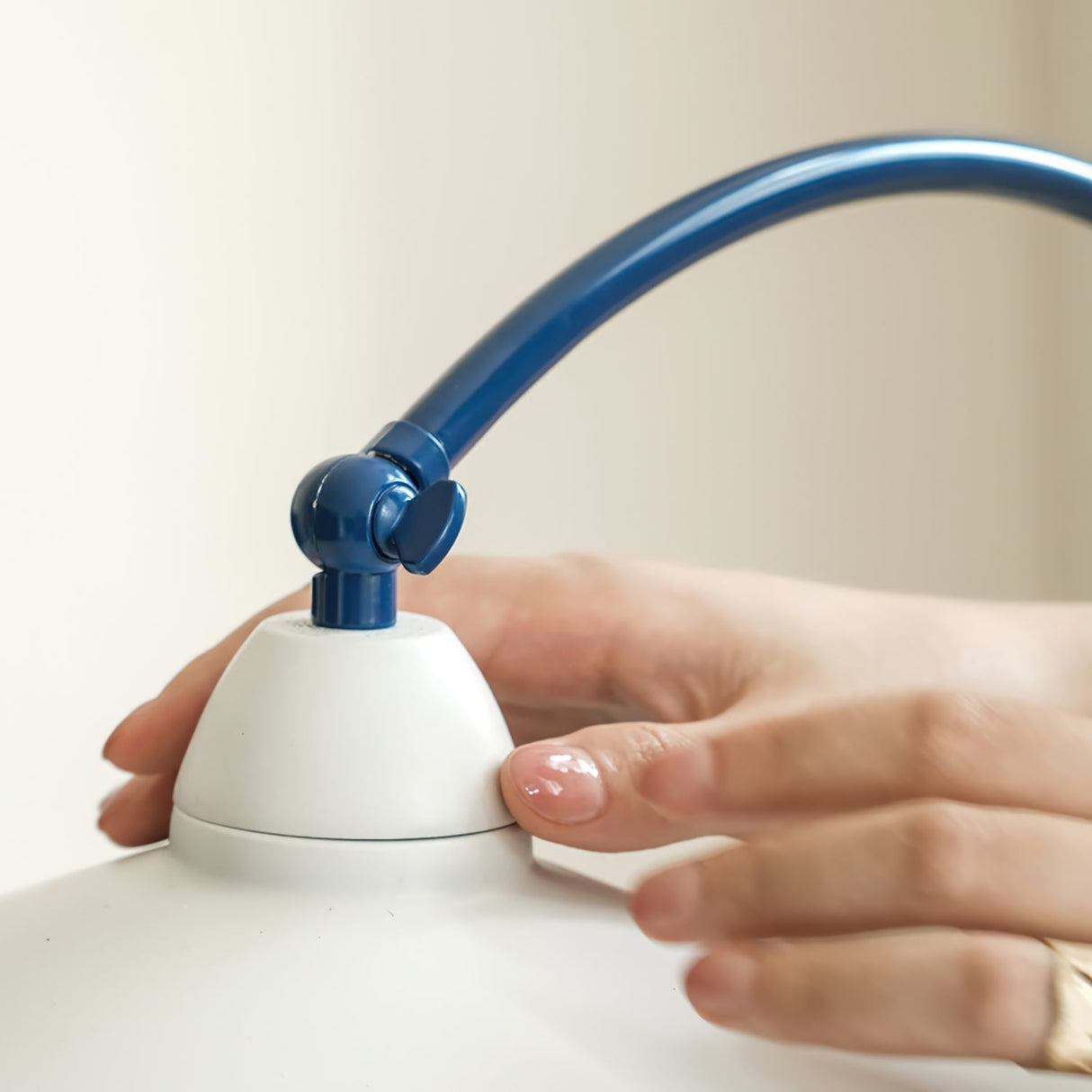 Modern Desk Lamp White Shade Blue Curved Design - Product detail 15