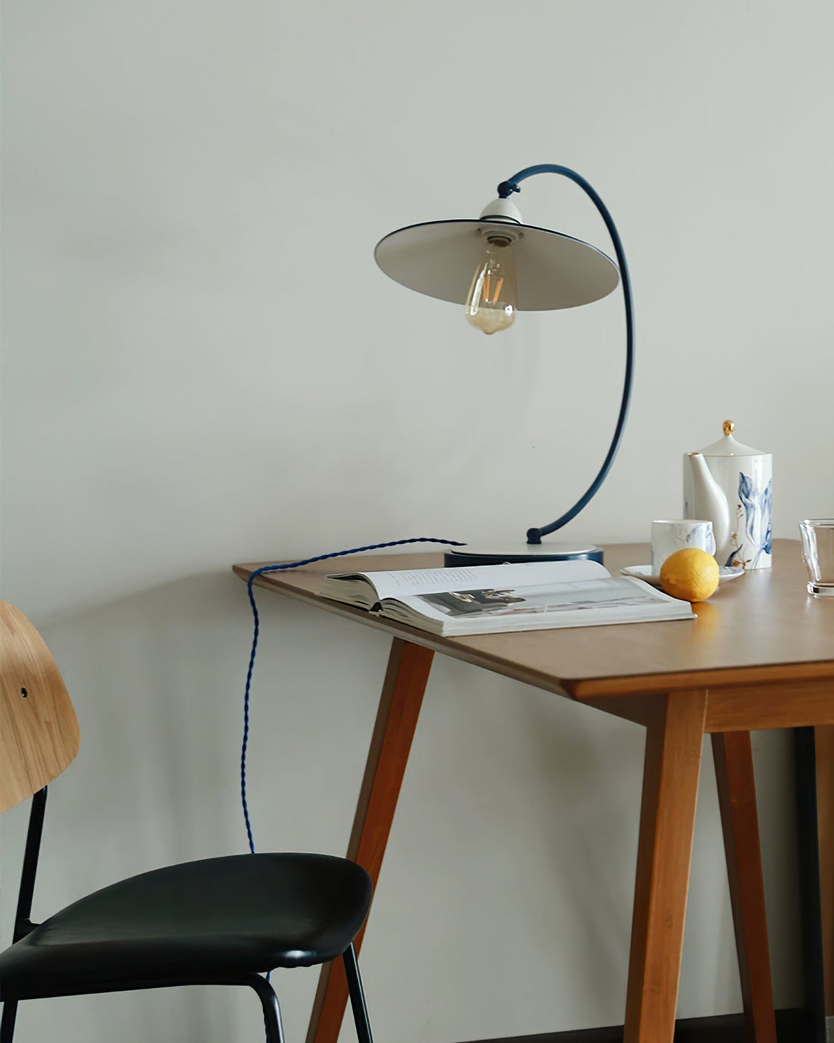 Modern Desk Lamp White Shade Blue Curved Design - Product detail 6