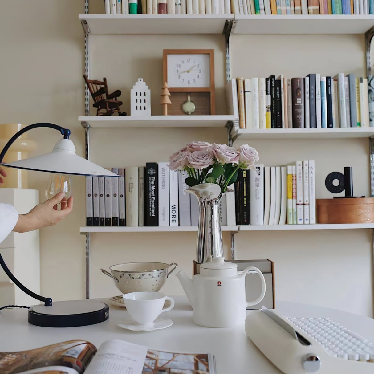 Modern Desk Lamp White Shade Blue Curved Design - Product detail 14