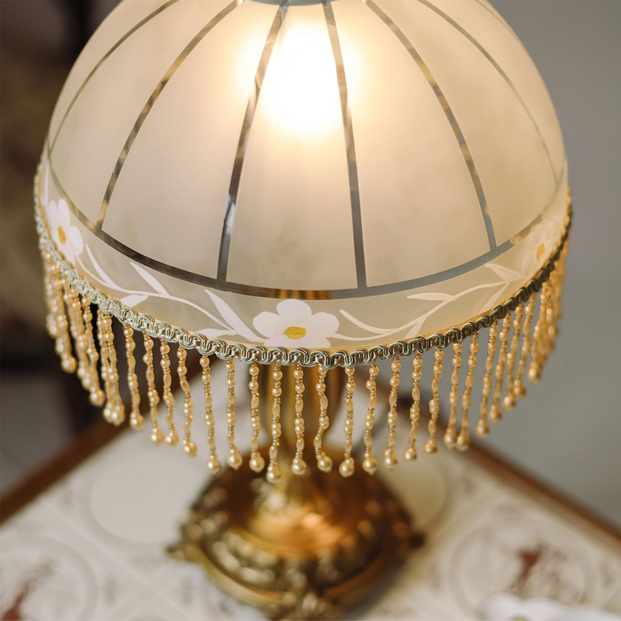 Victorian Table Lamp Brass Base with Beaded Fringe Shade - Product detail 9