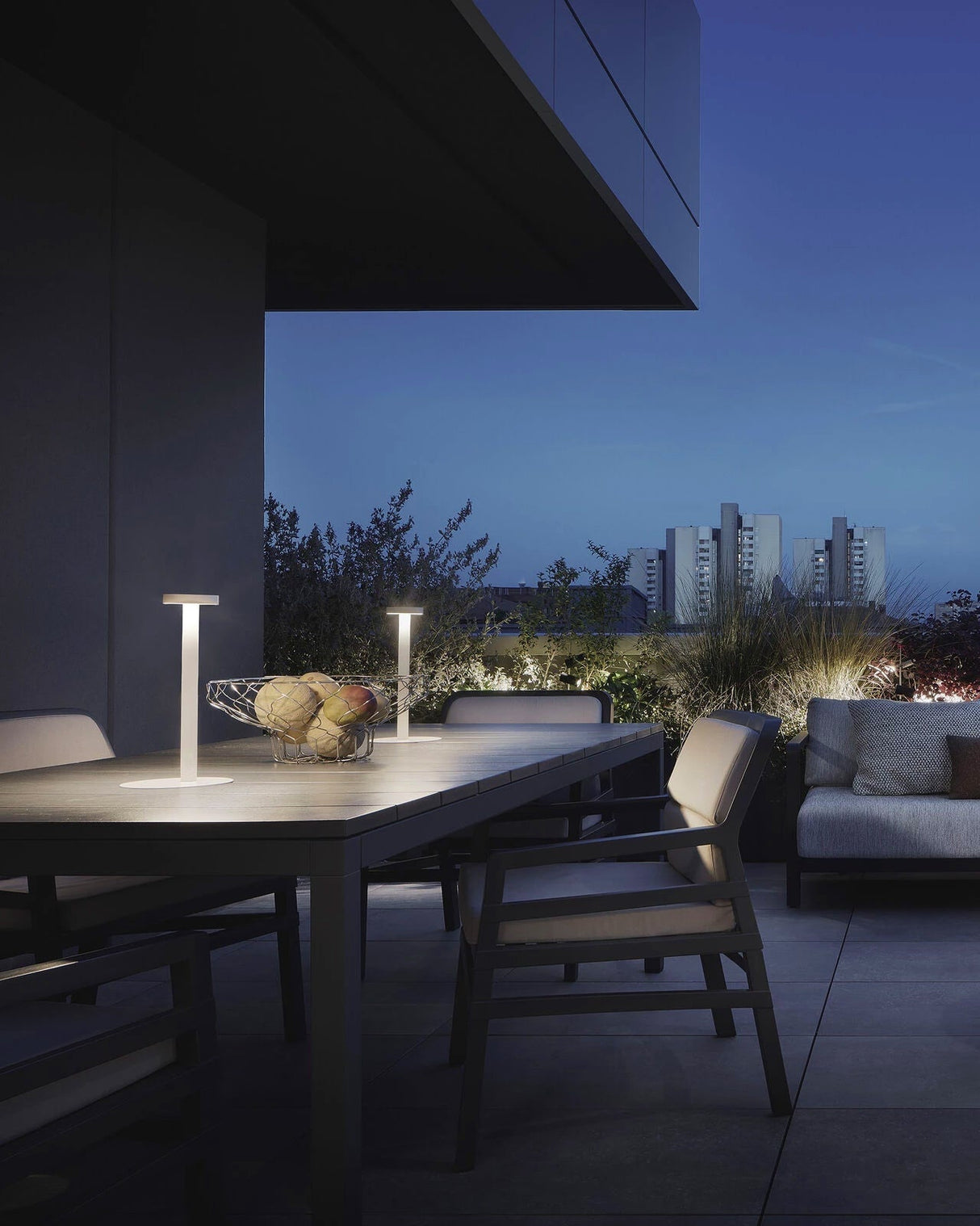 Modern LED Table Lamp Magnetic Base Portable Design - Product detail 30