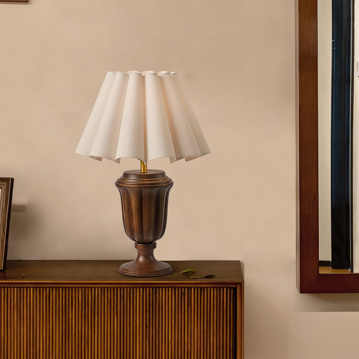 Classic Table Lamp Pleated Wood Base With Fabric Shade - Product detail 11