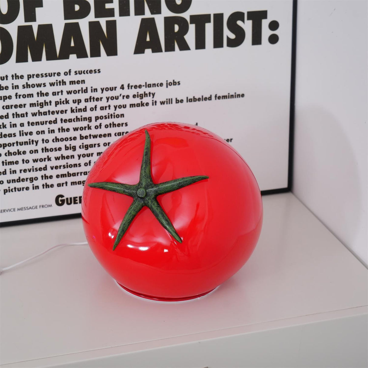 Tomato Table Lamp Playful LED Resin Design - Product detail 7