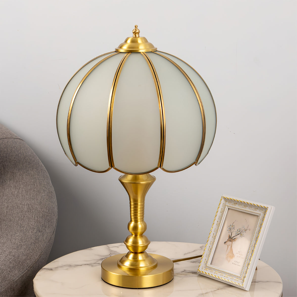 Vintage Brass Table Lamp  Tulip Glass Shade Design - Product detail 4