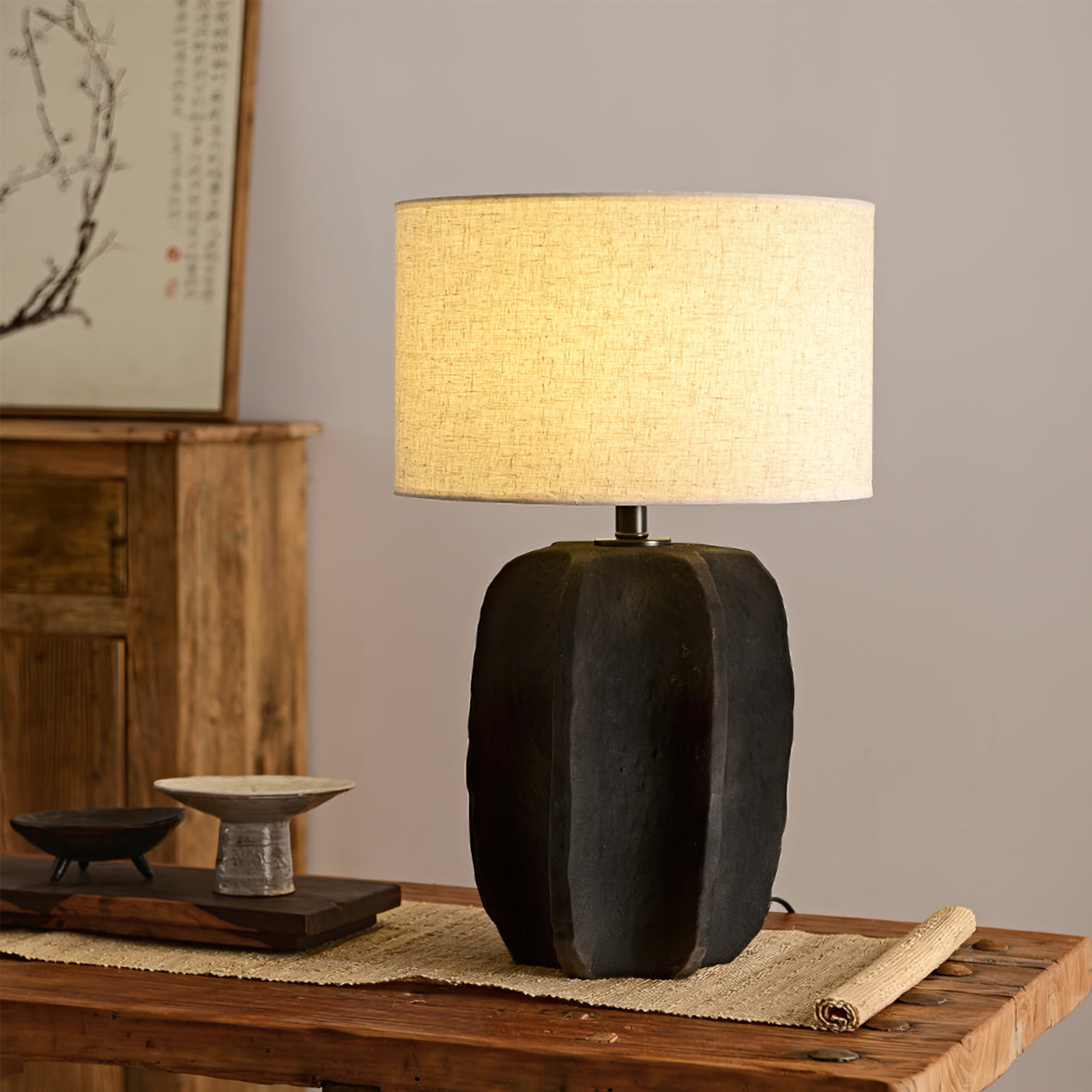 Modern Ceramic Table Lamp Ribbed Base Design - Detailed view