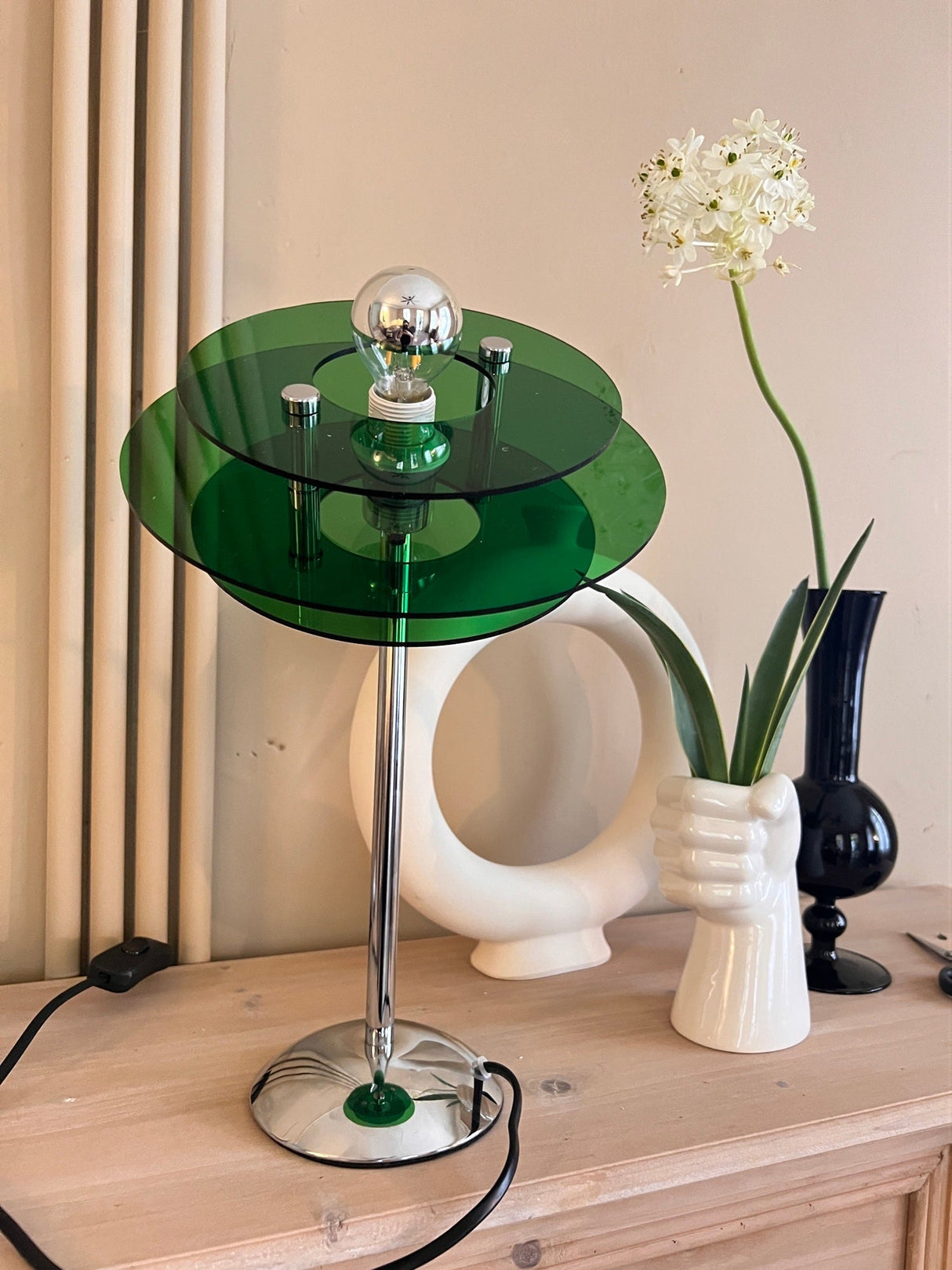 Modern Geometric Table Lamp Orange Acrylic Disc Design - Product detail 18