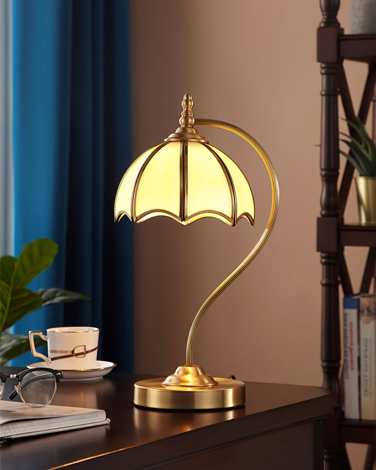 Vintage Table Lamp Brass Umbrella Glass Shade - Product detail 9