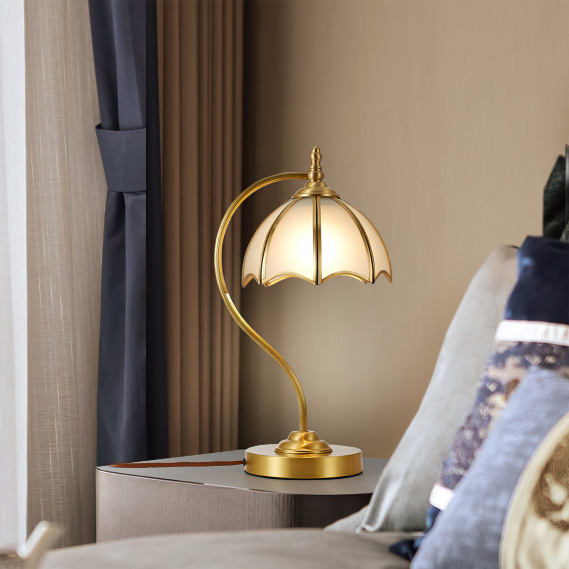 Vintage Table Lamp Brass Umbrella Glass Shade - Product detail 4