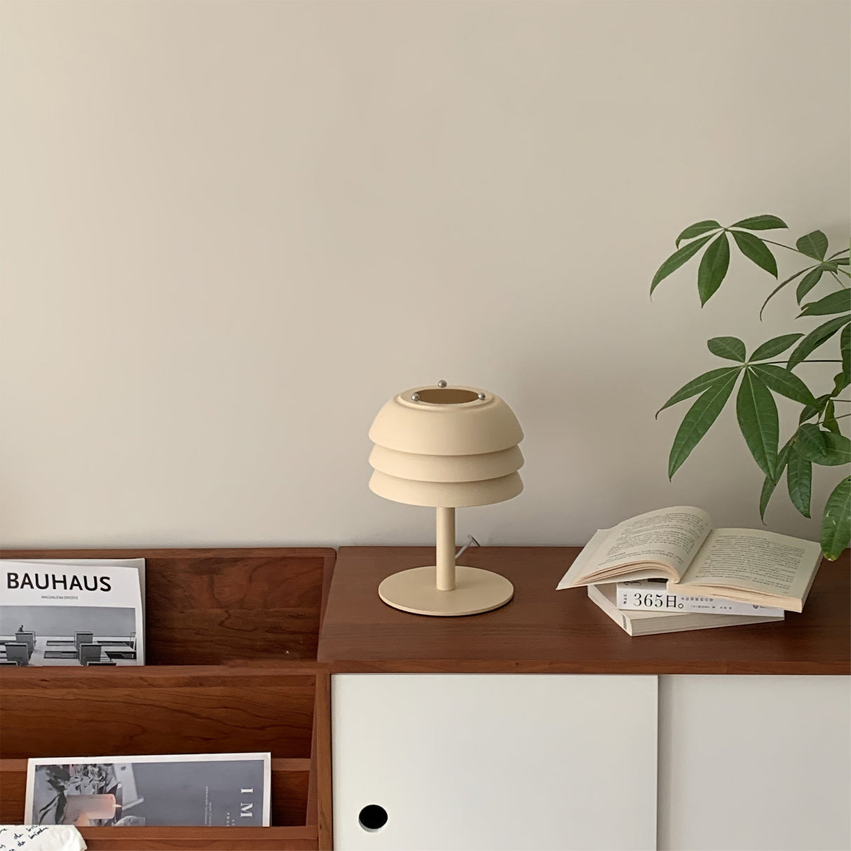 Modern Table Lamp Layered Metal Shade Design - Product detail 16