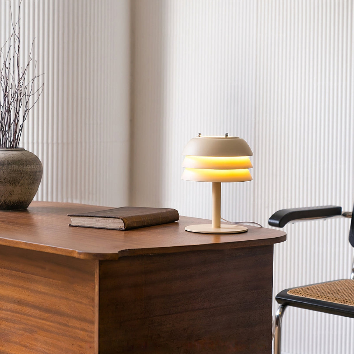 Modern Table Lamp Layered Metal Shade Design - Product detail 6