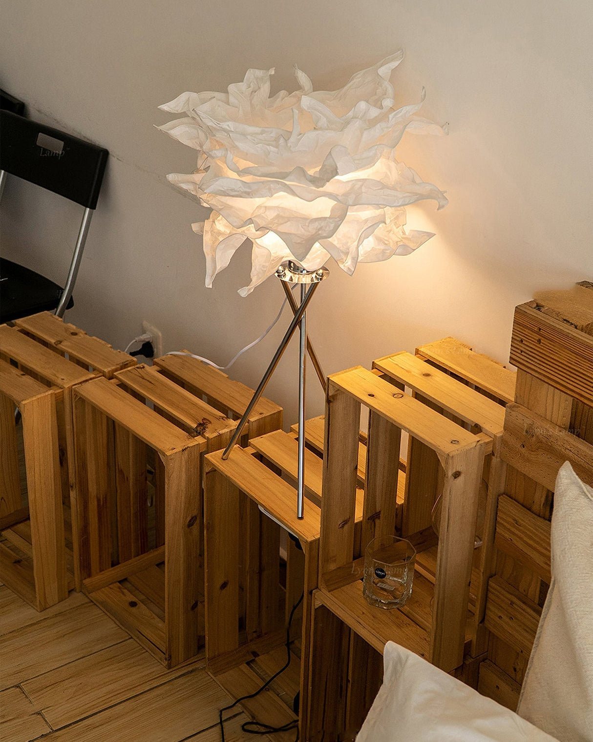 Cloud Paper Table Lamp  Sculptural White Shade Design - Product detail 4
