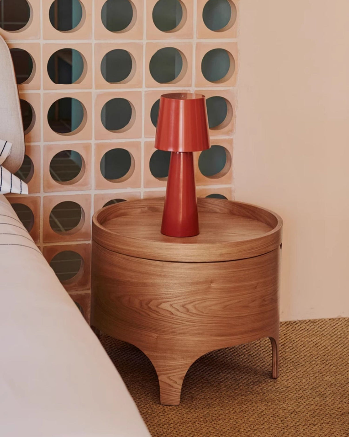 Modern Rechargeable Table Lamp Conical Metal Design - Product example